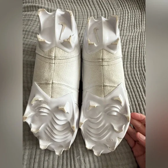 Men’s Nike Jordan 1 football cleats 8 - Picture 4 of 4